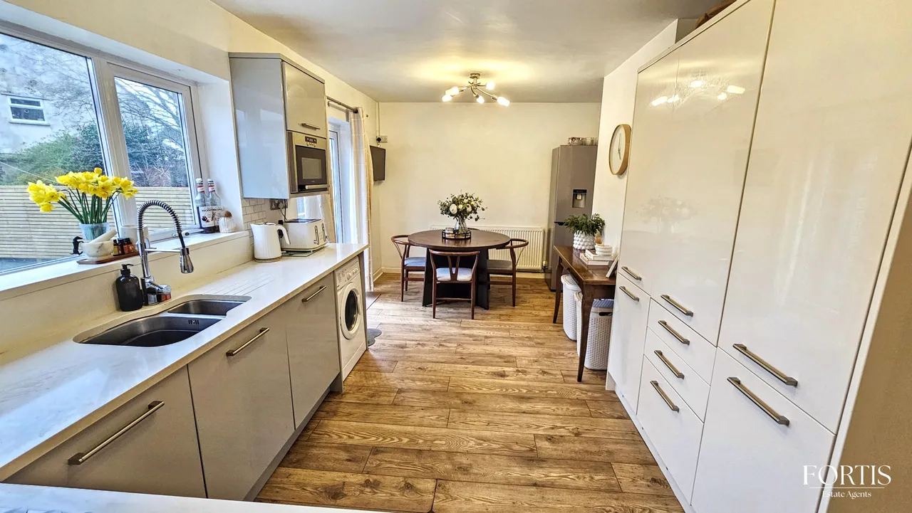Hirst Crescent, Cardiff, CF5, photo 6