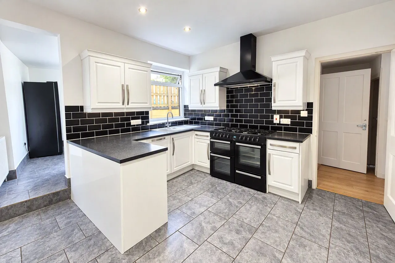 Barnstaple Street, South Molton, EX36, photo 3