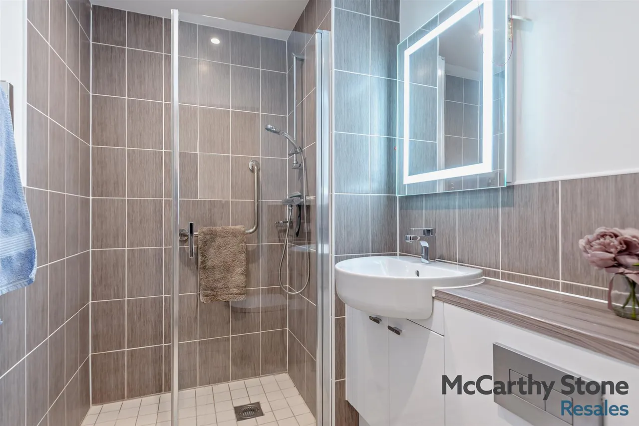 St. Margarets Way, Midhurst, GU29, photo 12