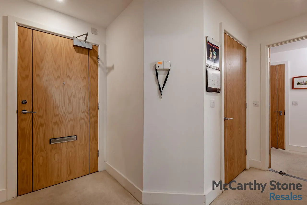 St. Margarets Way, Midhurst, GU29, photo 13