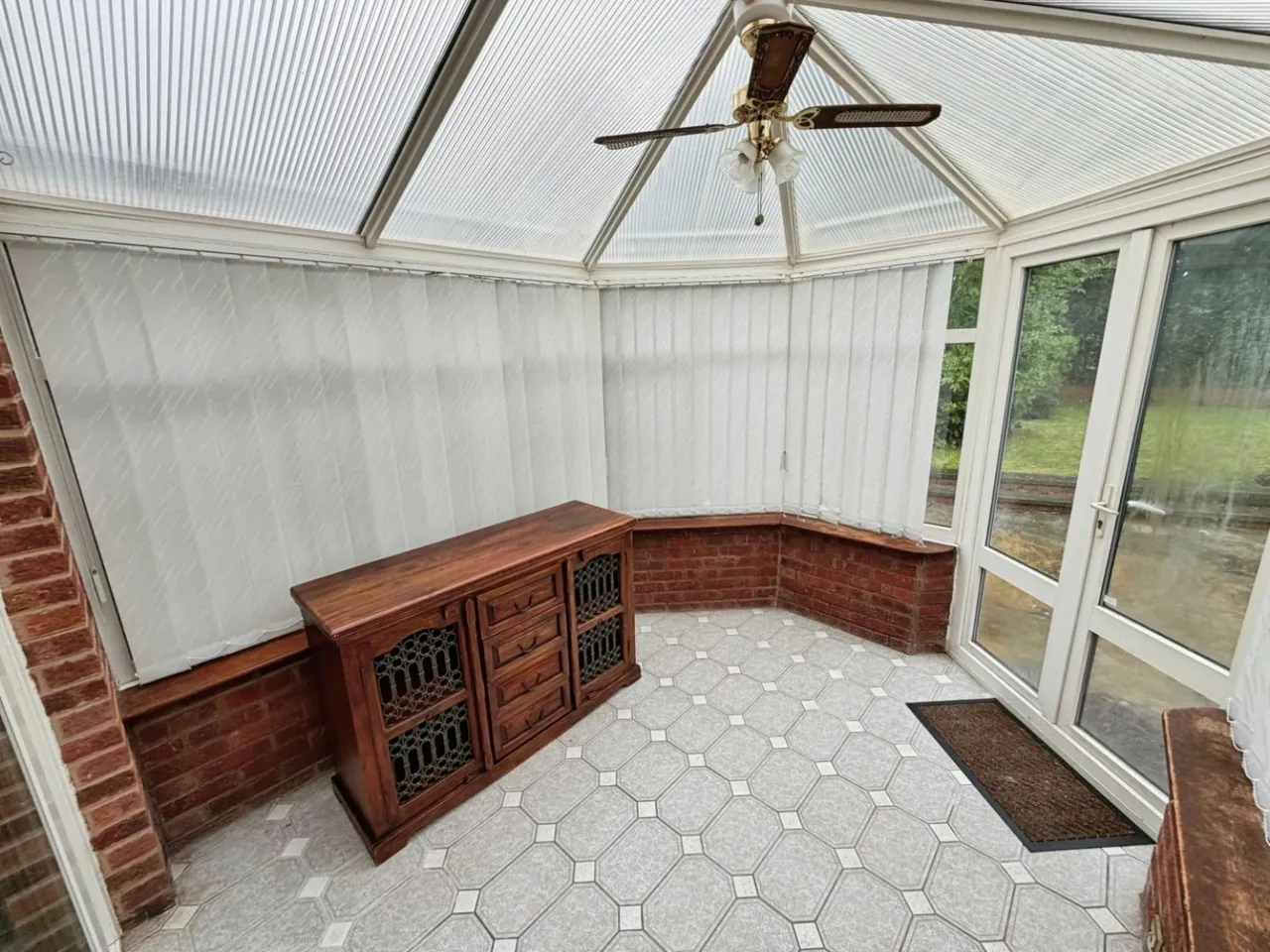 Underwood Drive, Ellesmere Port, CH65, photo 11