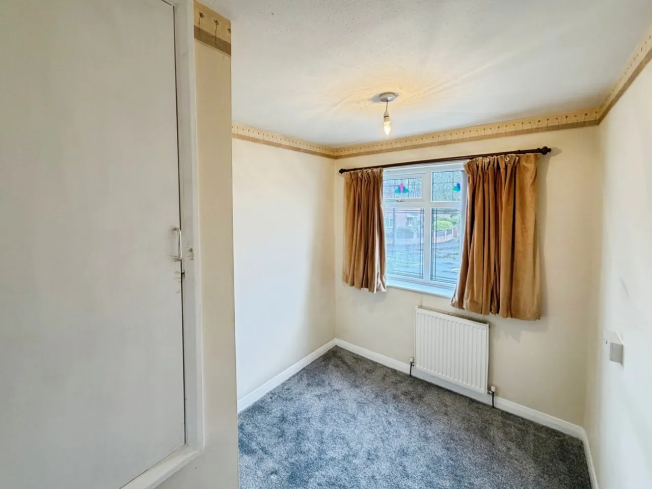 Underwood Drive, Ellesmere Port, CH65, photo 25