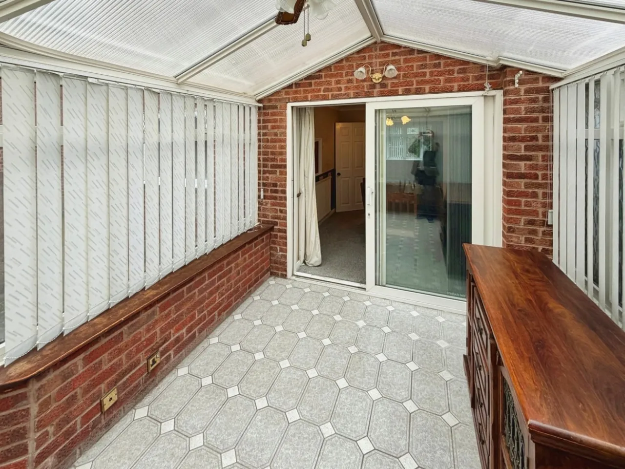 Underwood Drive, Ellesmere Port, CH65, photo 13