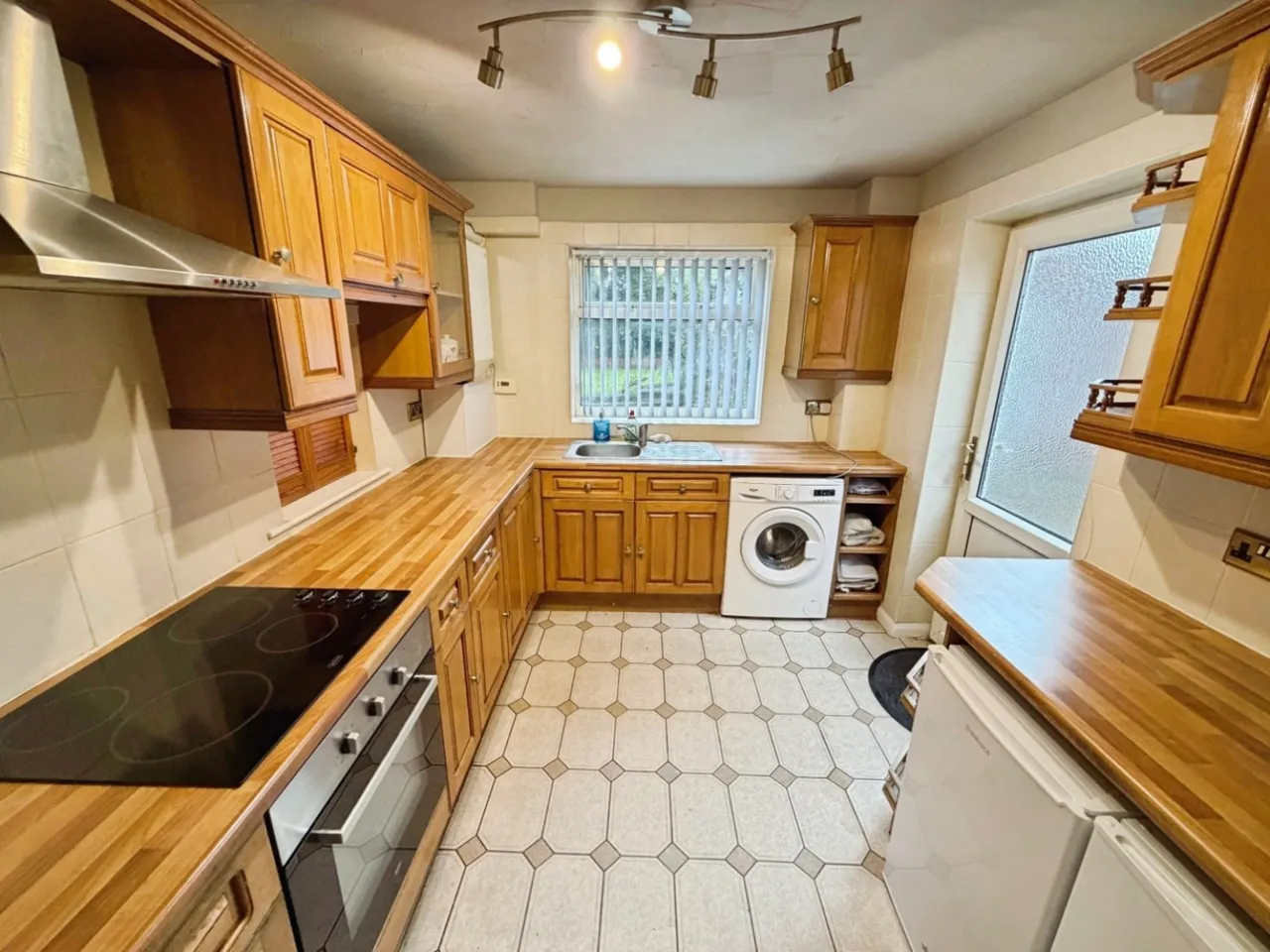 Underwood Drive, Ellesmere Port, CH65, photo 14