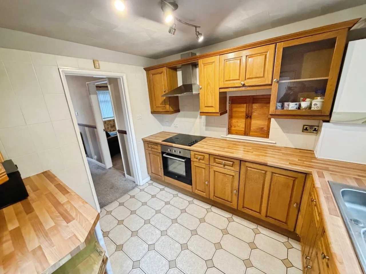 Underwood Drive, Ellesmere Port, CH65, photo 16