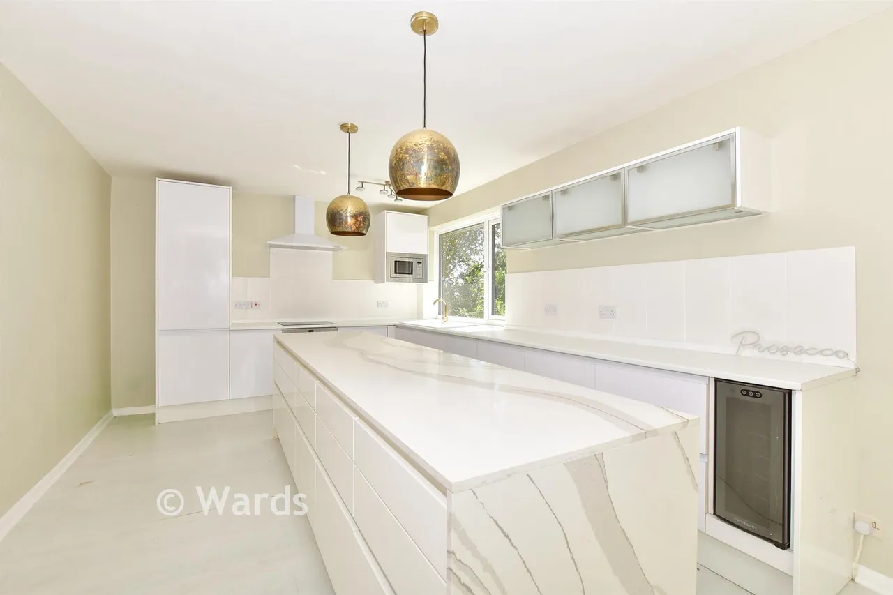 Capel-Le-Ferne, Folkestone, CT18, photo 3