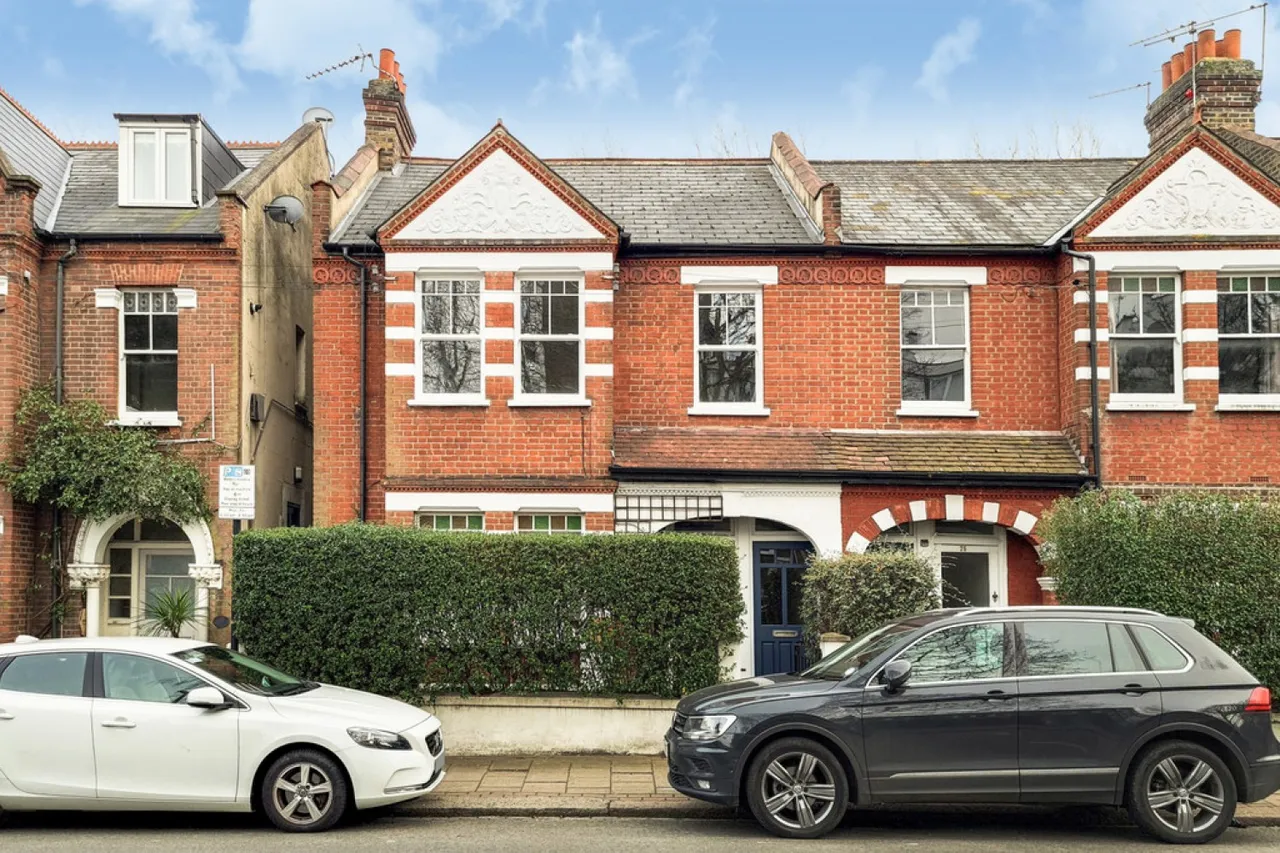 2 bed flat for sale — Franciscan Road