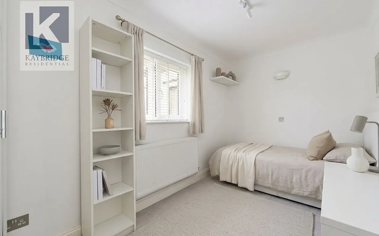 Plantagenet Close, Worcester Park, KT4, photo 12