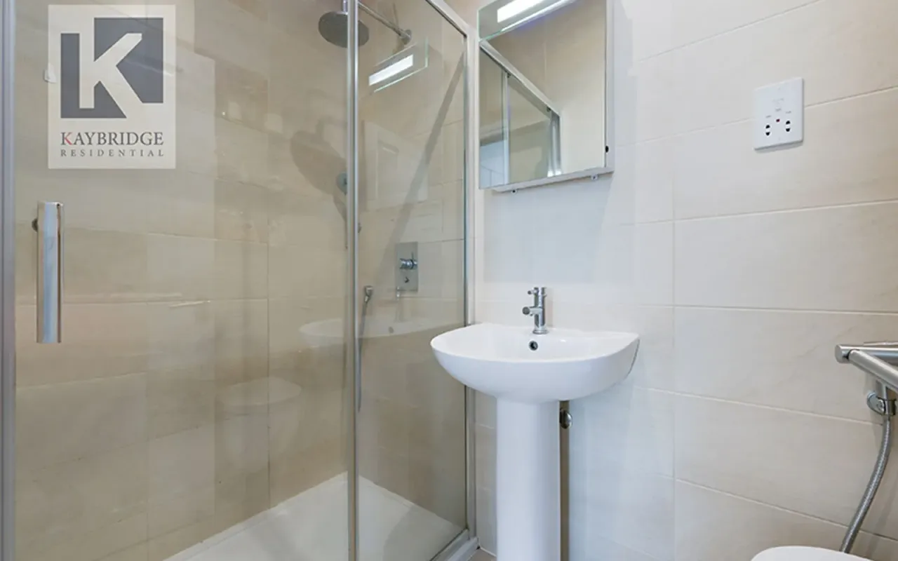 Plantagenet Close, Worcester Park, KT4, photo 8