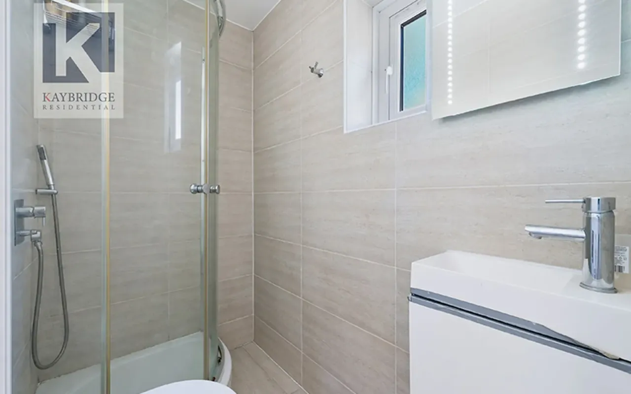 Plantagenet Close, Worcester Park, KT4, photo 11