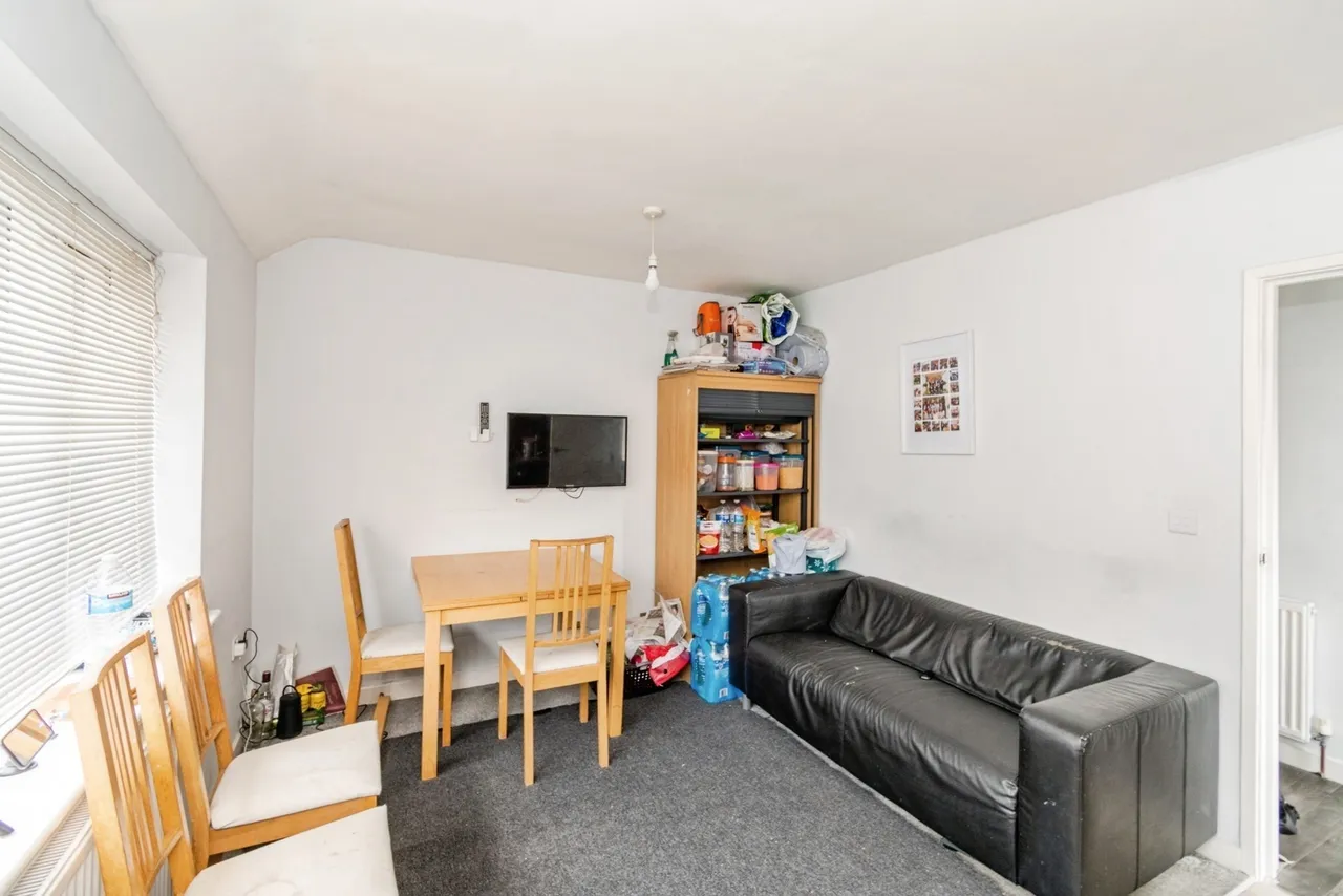 Holt Road, Southampton, SO15, photo 4