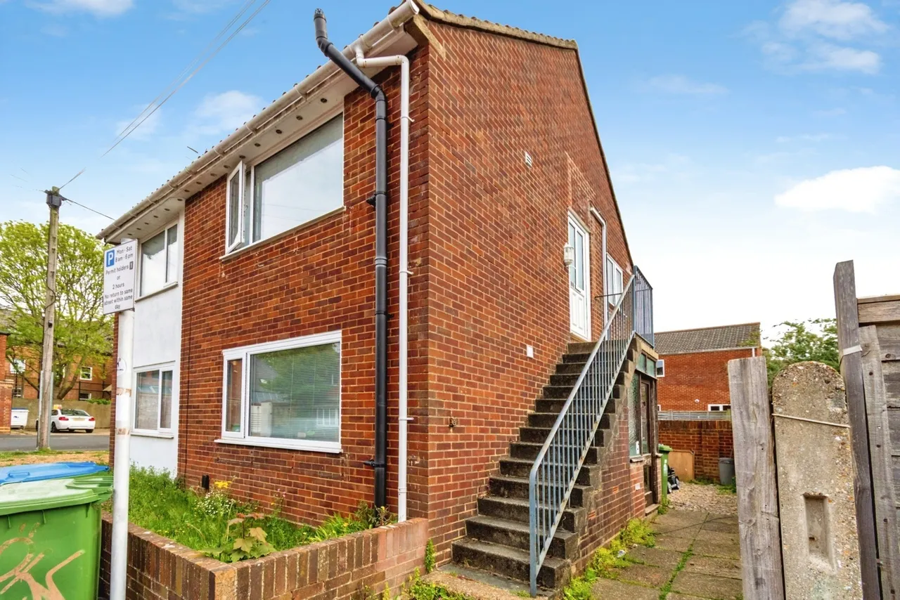 Holt Road, Southampton, SO15, photo 2