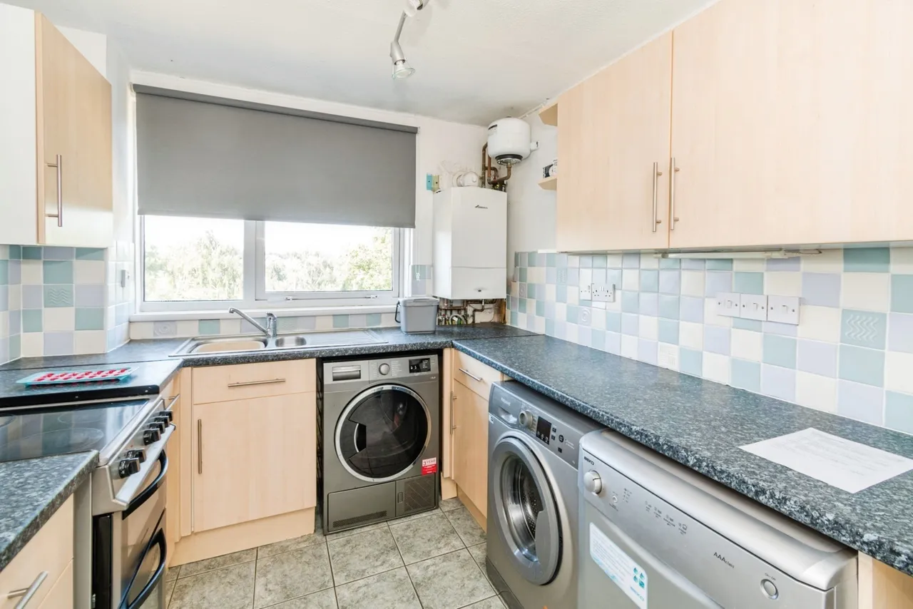 Fraser Road, Kings Worthy, SO23, photo 6