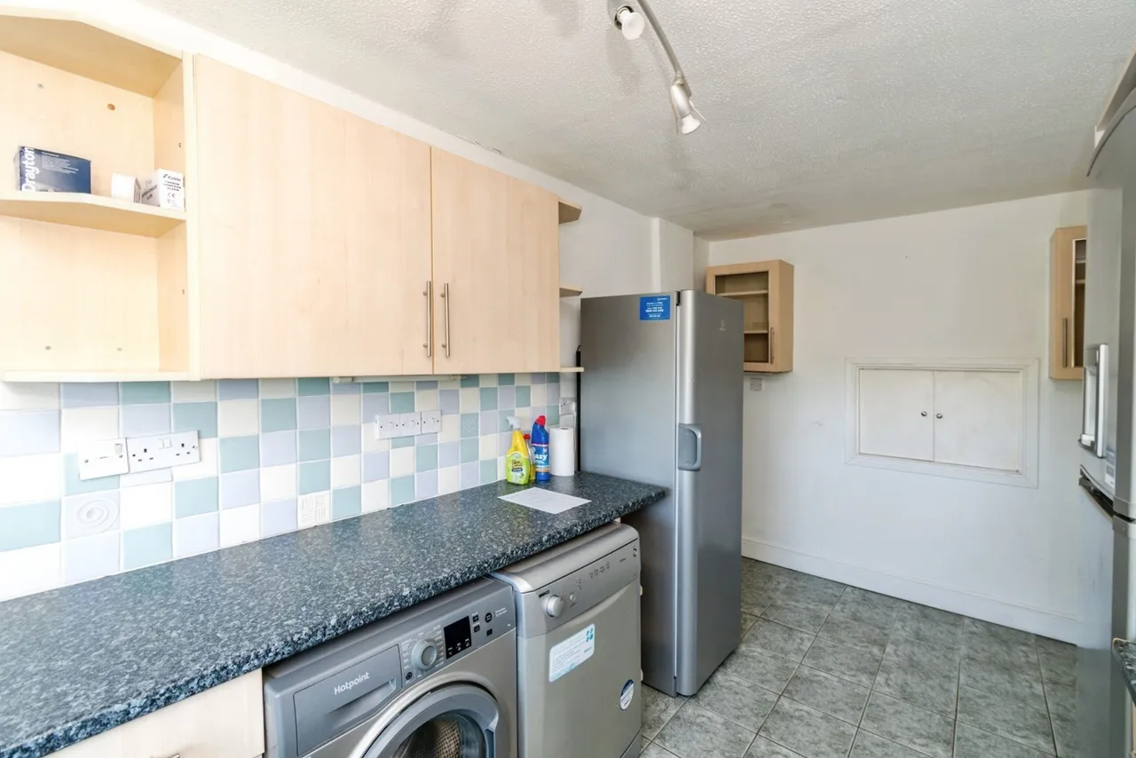 Fraser Road, Kings Worthy, SO23, photo 5