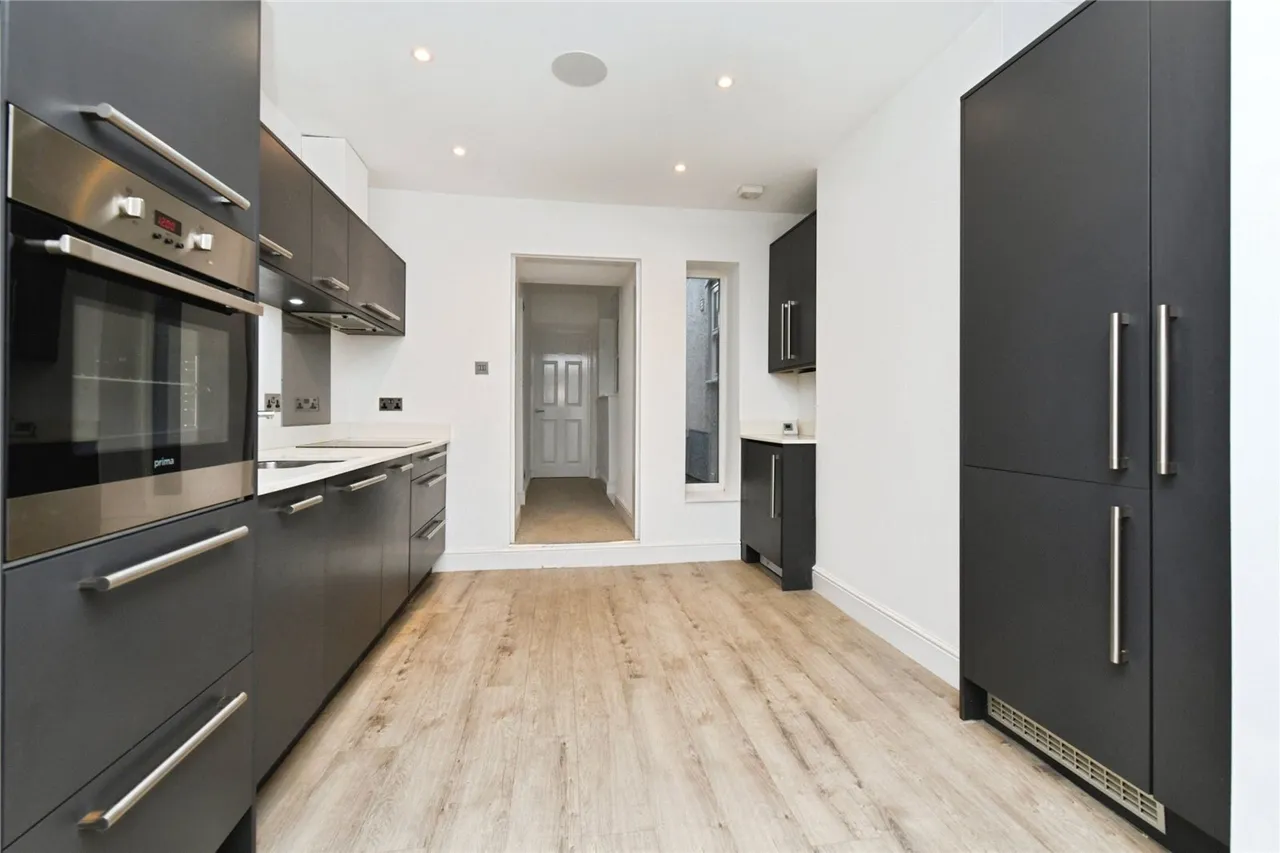 Warley Hill, Warley, Brentwood, Essex, CM14, photo 3