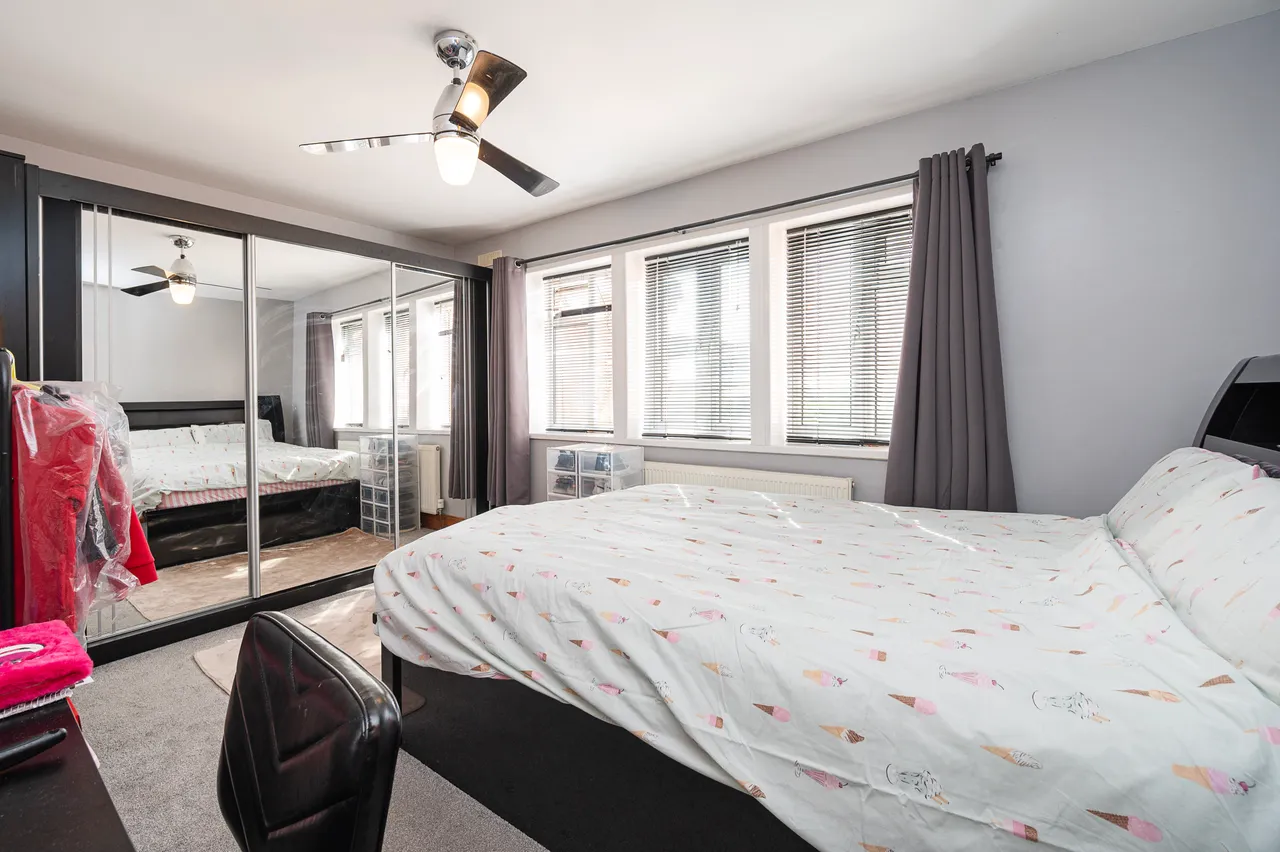 7 Ive Farm Close, London, photo 5