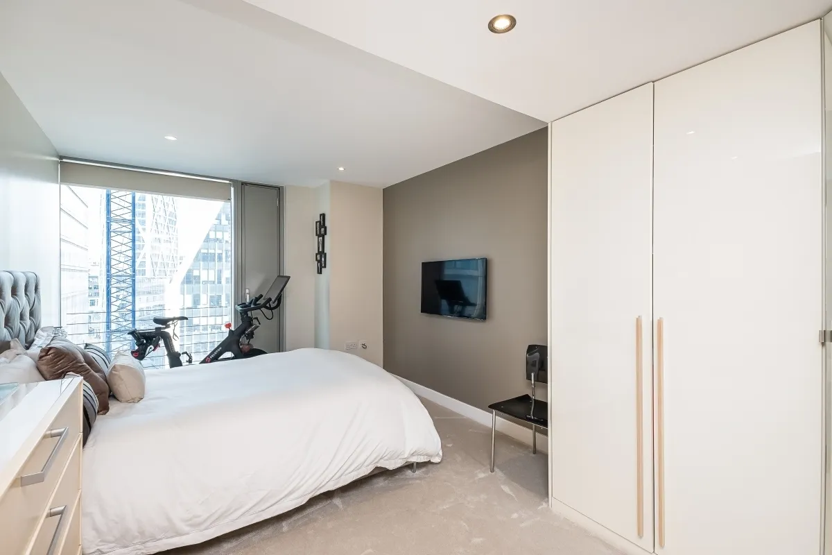 Landmark West Tower, E14, photo 4