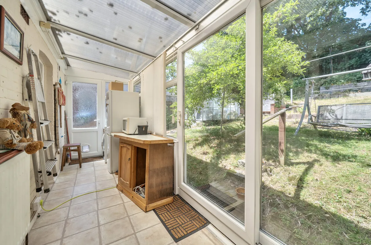 Lime Avenue, Sholing, SO19, photo 10