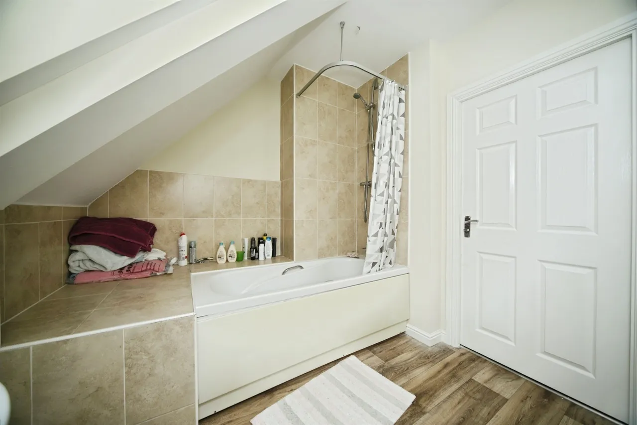Horsepond Lane, Bridgwater, TA6, photo 9