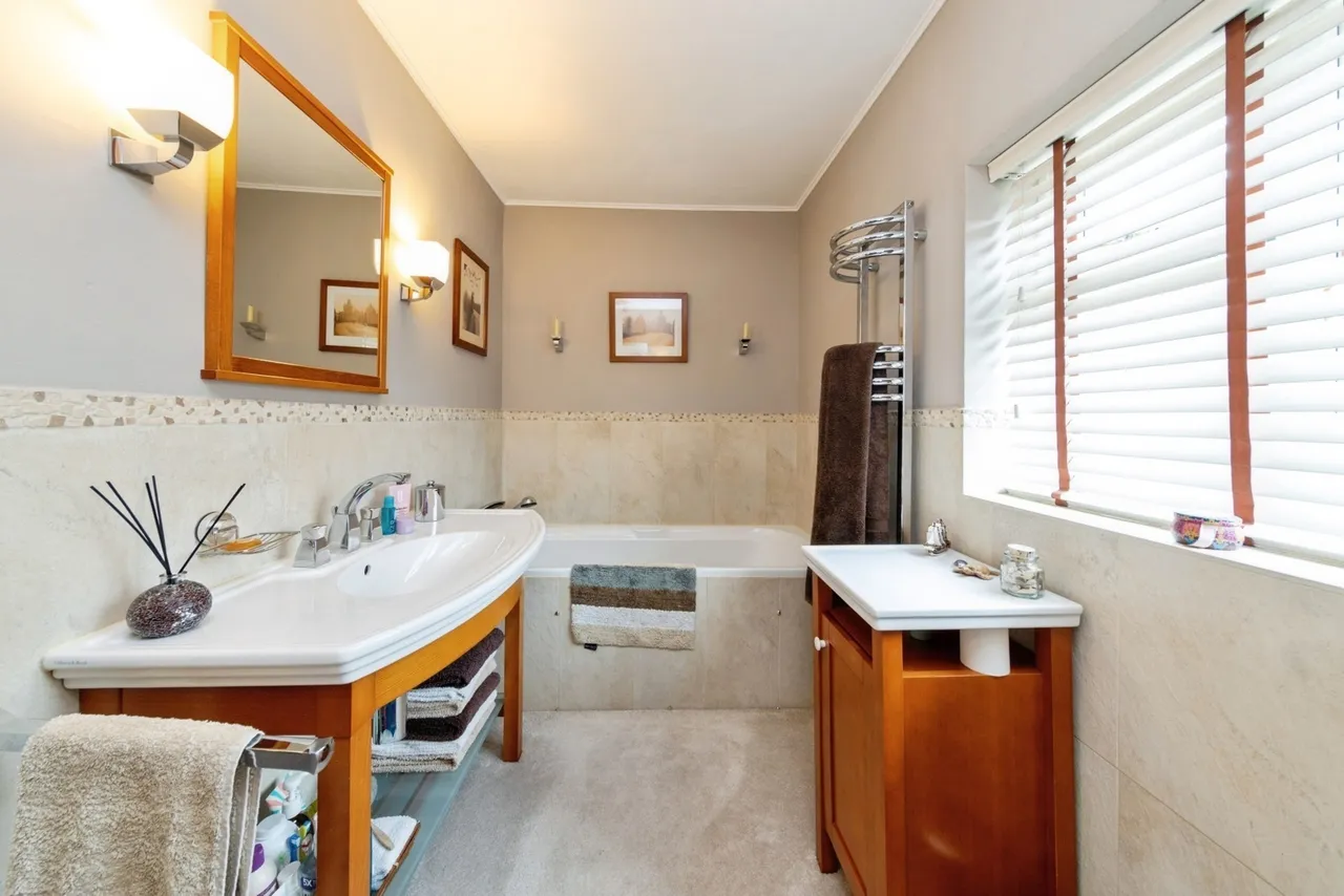 The Ridgeway, Tonbridge, TN10, photo 12
