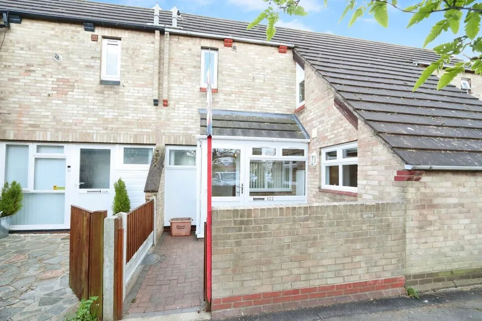 3 bed house to rent, Moretons, Basildon, SS13