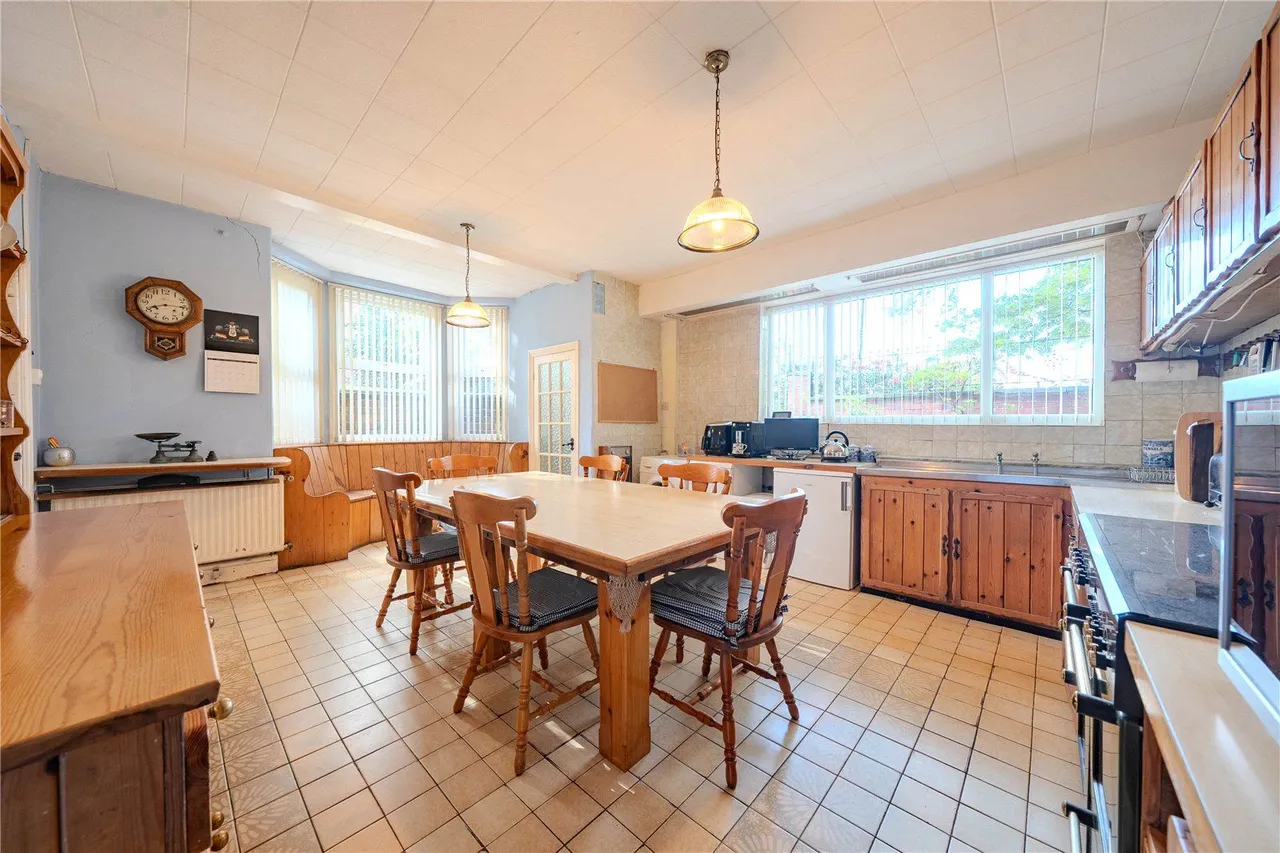 Westover Road, Leeds, LS13, photo 3