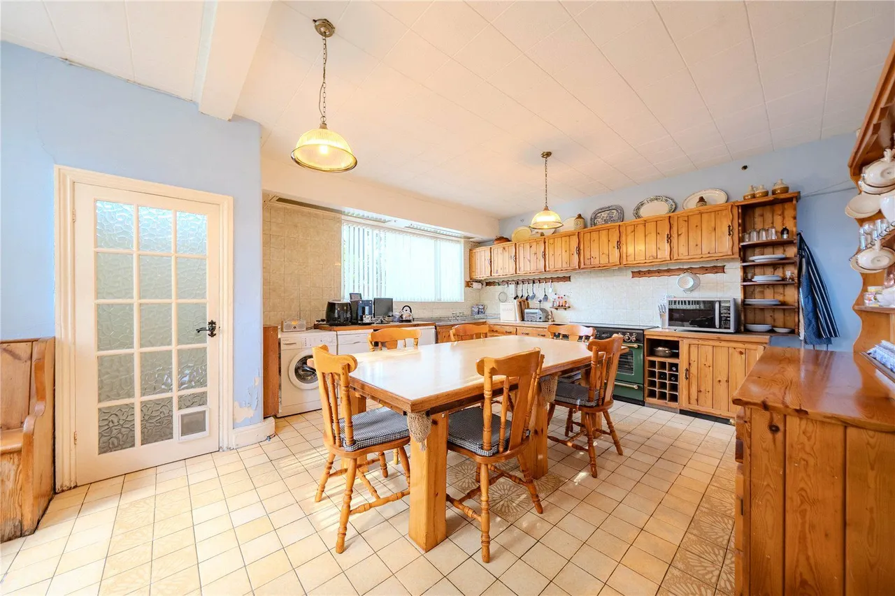 Westover Road, Leeds, LS13, photo 12