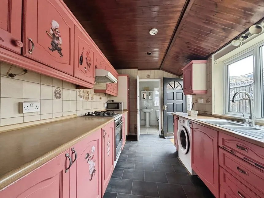 Olive Road, London, E13, photo 10