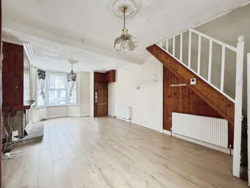 Olive Road, London, E13, photo 9