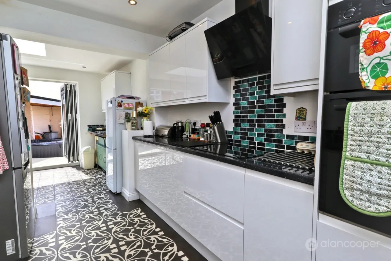 Lutterworth Road, Nuneaton, CV11, photo 11