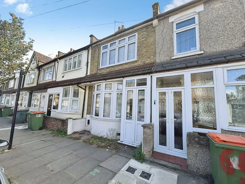 Desford Road, London, E16, photo 2