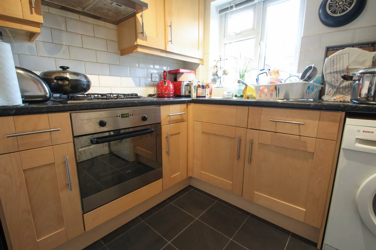Laurel Close, Dartford, photo 3