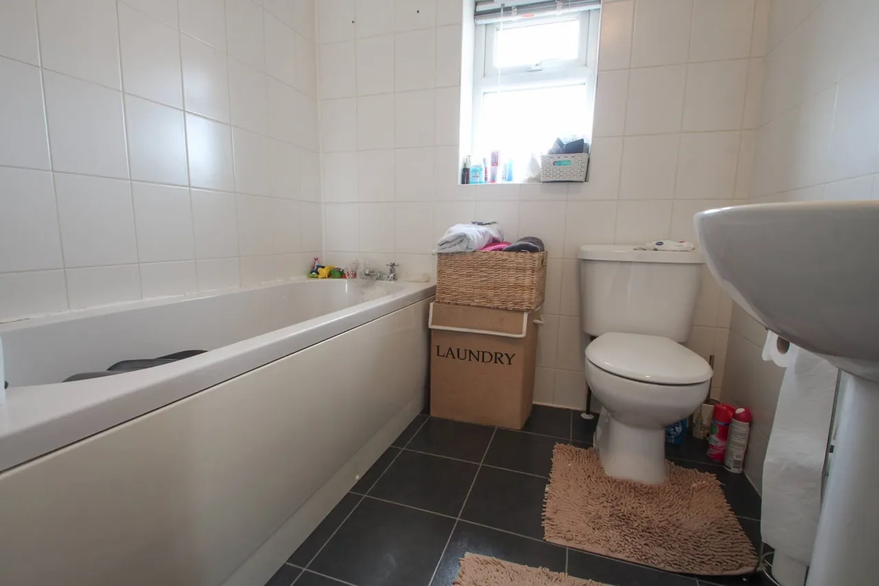 Laurel Close, Dartford, photo 7