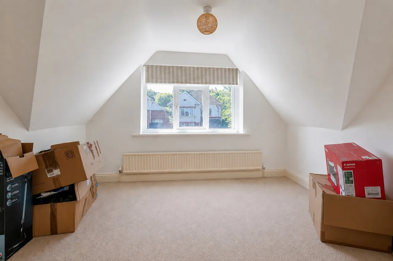 St Albans Crescent, Bournemouth, photo 4