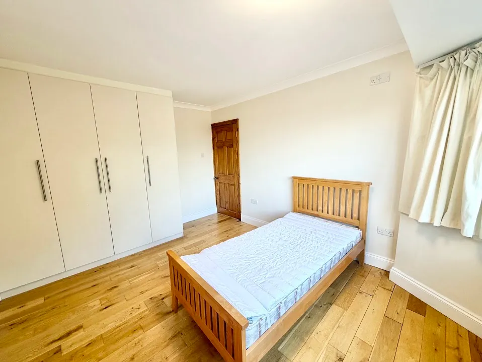 Oakmeade, Pinner, HA5, photo 3