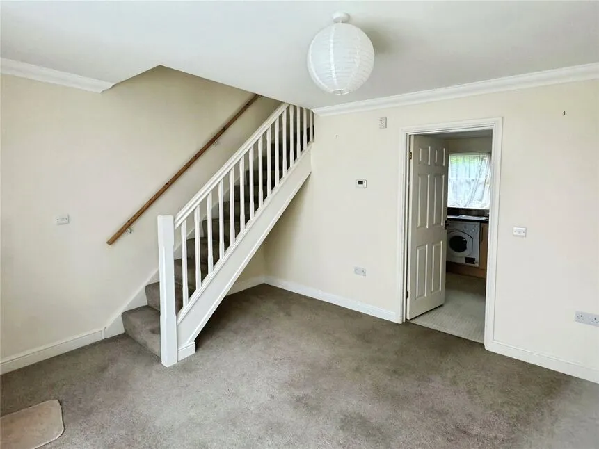 High Street, EX7, photo 5
