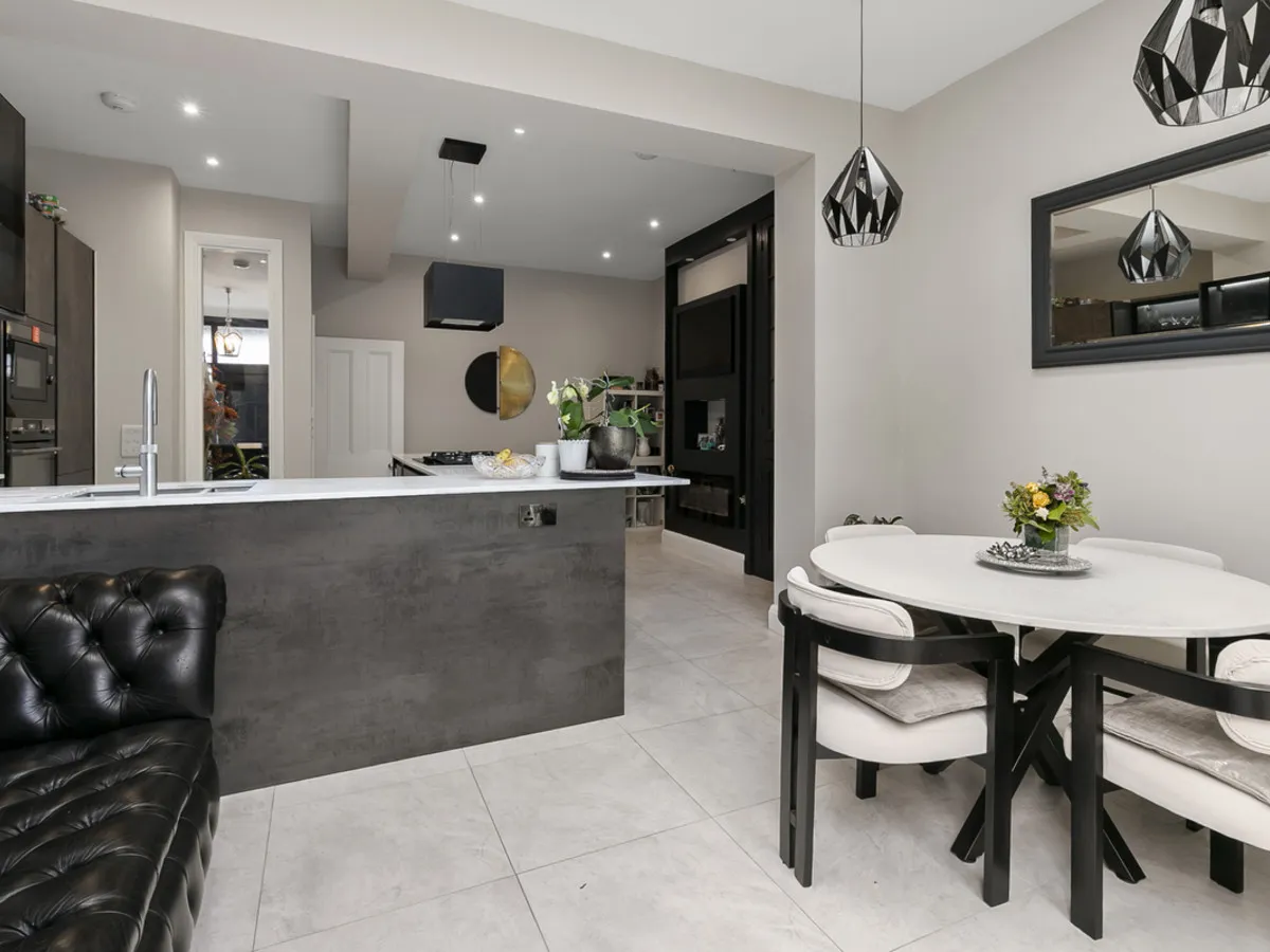 Balloch Road, London, SE6, photo 4
