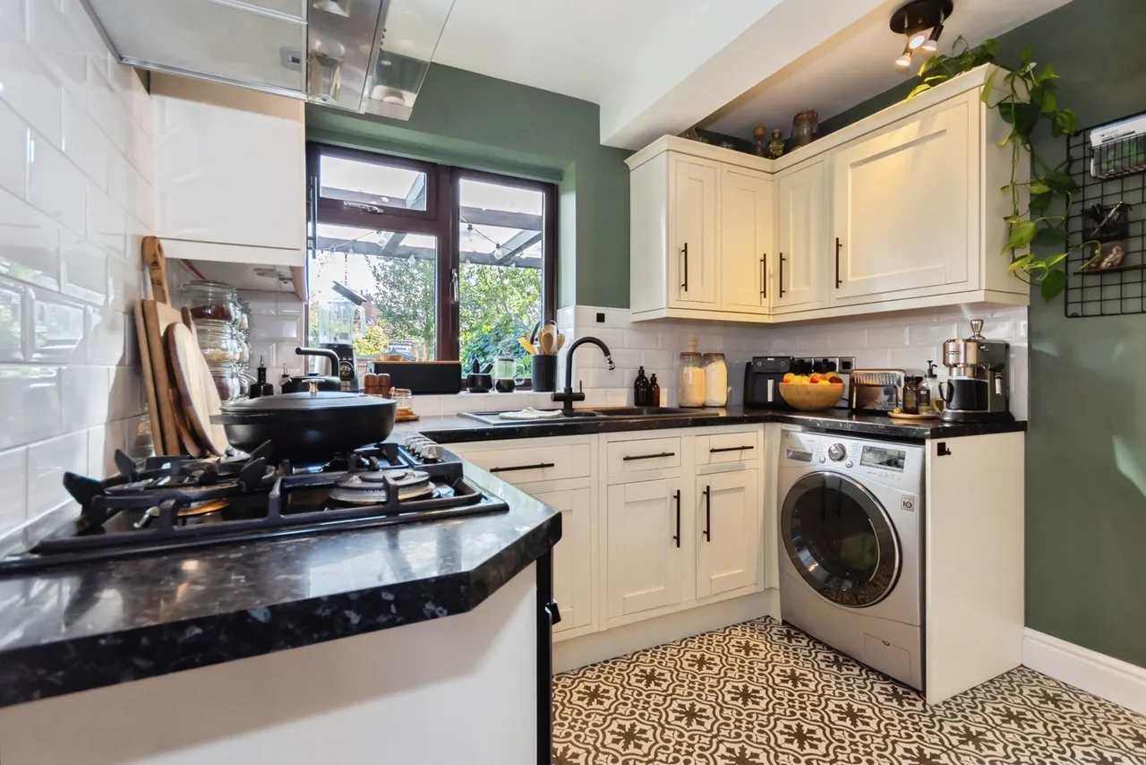 Sunleigh Grove, Birmingham, B27, photo 6