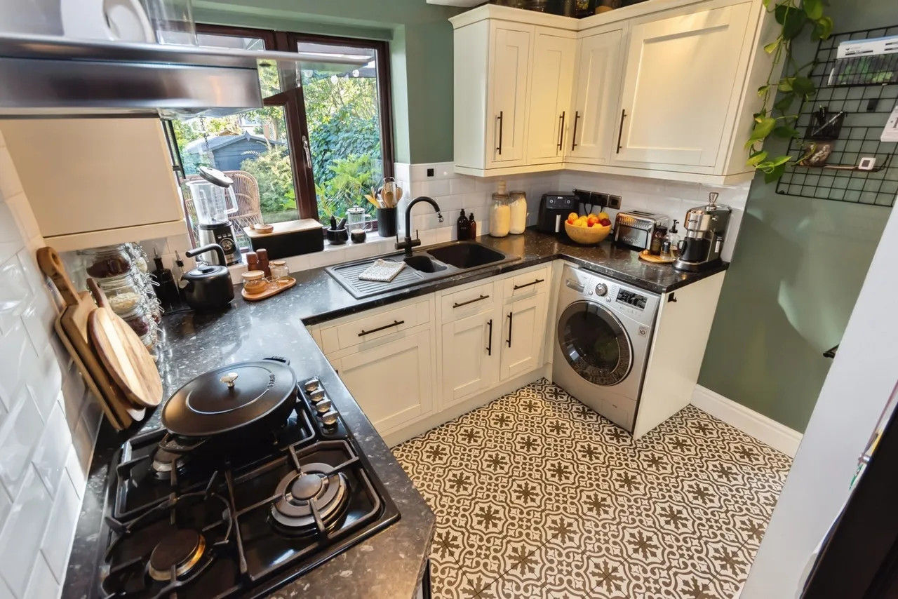 Sunleigh Grove, Birmingham, B27, photo 7