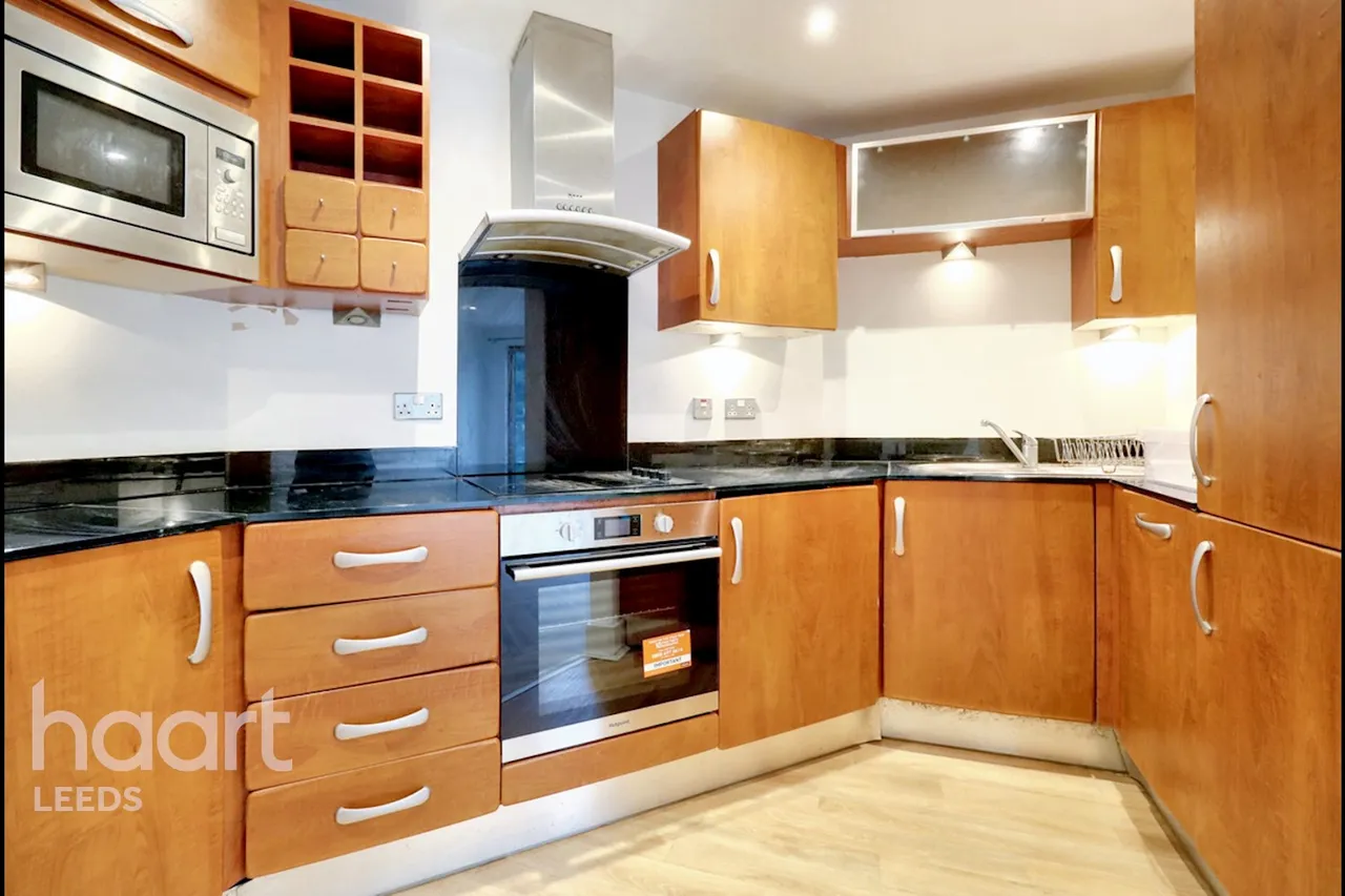 Armouries Way, Leeds, LS10, photo 2