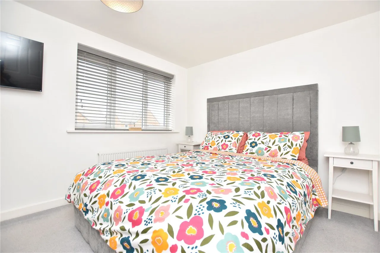 Woodpecker Road, Dewsbury, WF12, photo 5