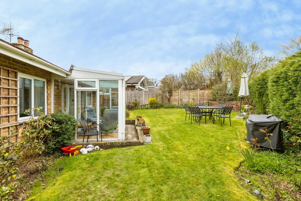 Steeres Hill, Horsham, RH12, photo 16