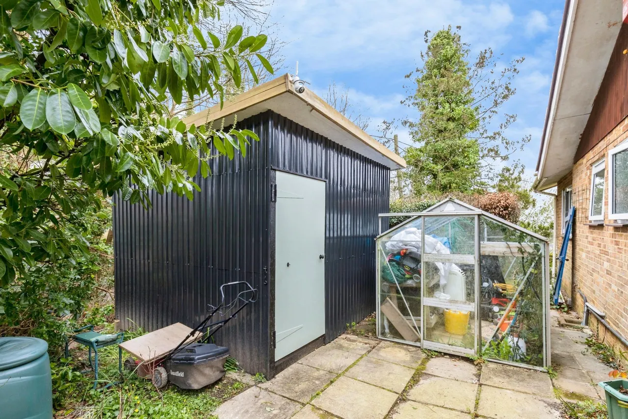 Steeres Hill, Horsham, RH12, photo 19