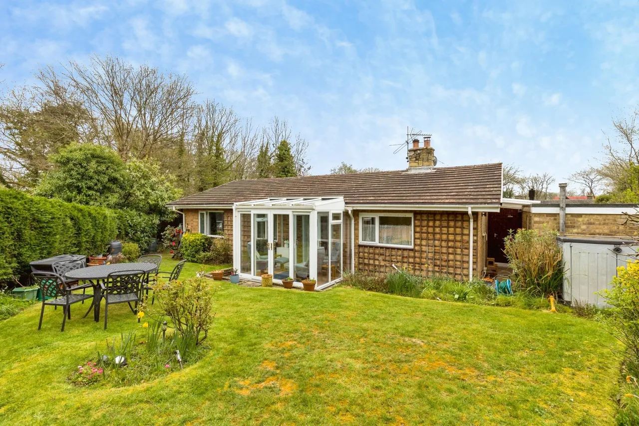 Steeres Hill, Horsham, RH12, photo 18
