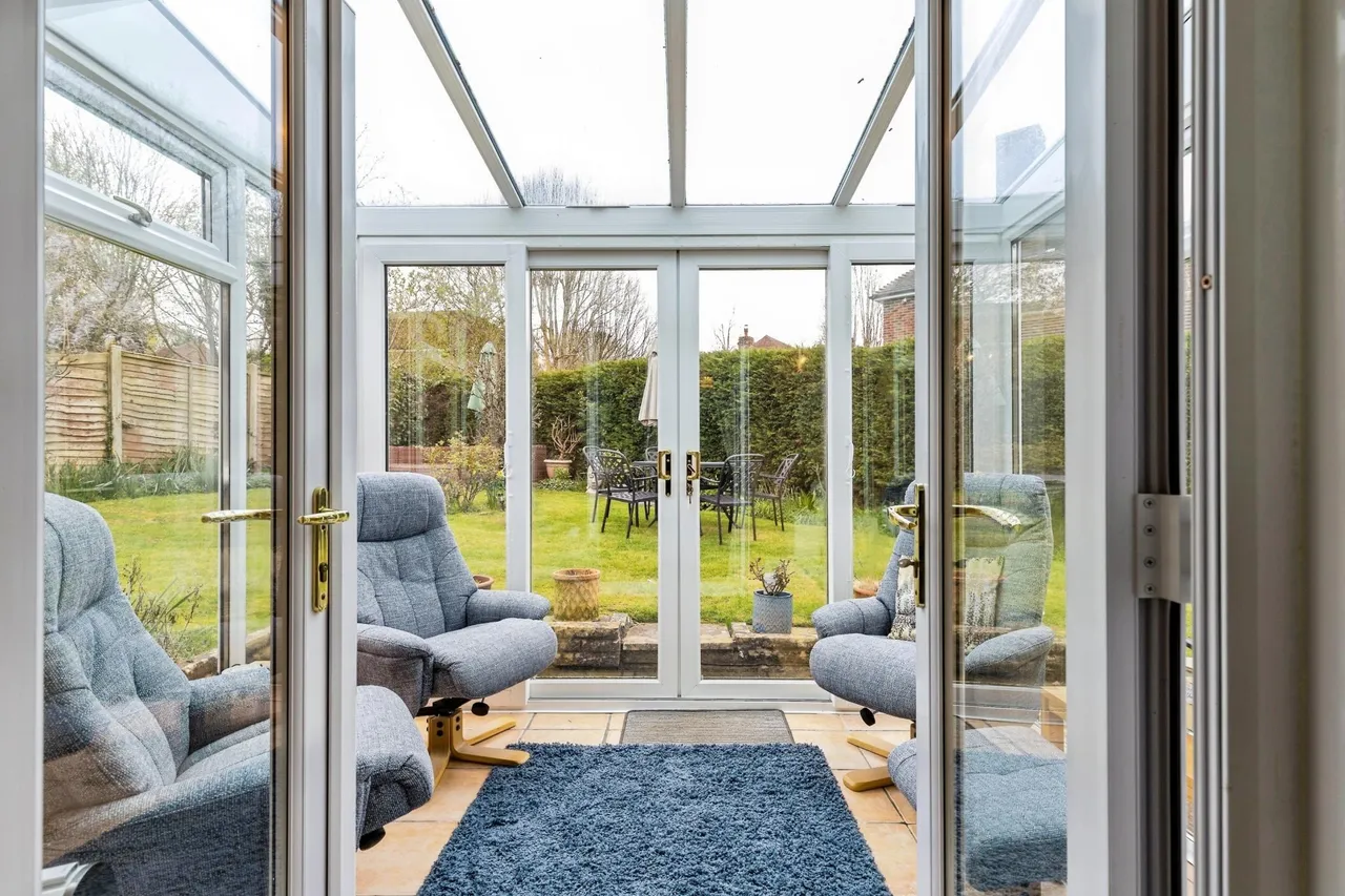 Steeres Hill, Horsham, RH12, photo 7