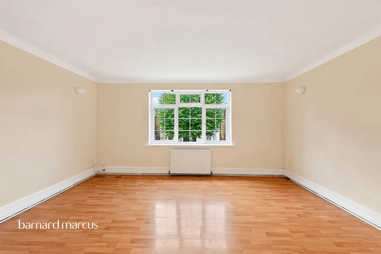 2 bed flat for sale, St. James Road, Sutton, SM1