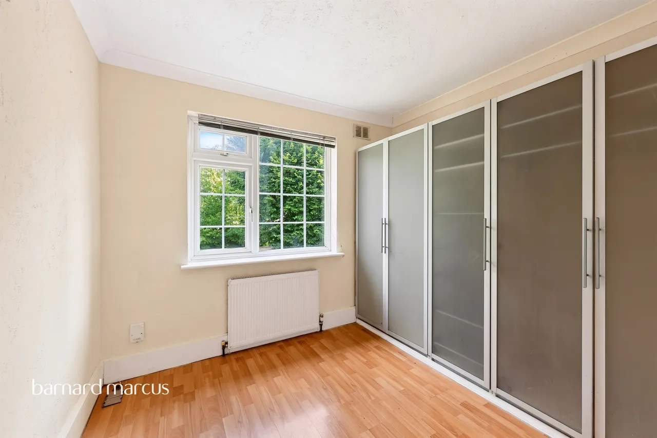 St. James Road, Sutton, SM1, photo 2
