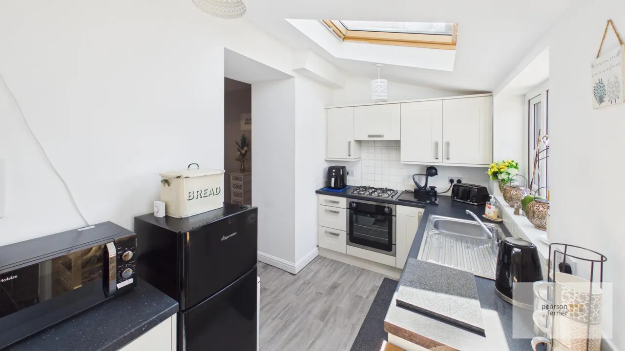 Burnley Road, Loveclough, Rossendale, BB4 8QL, photo 5
