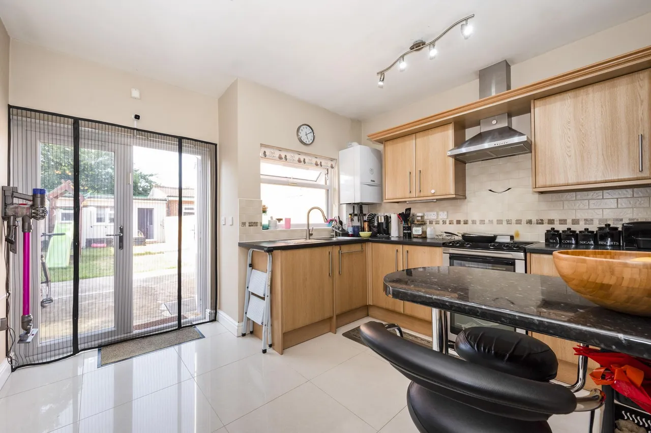 Marlborough Road, Southall, UB2, photo 3