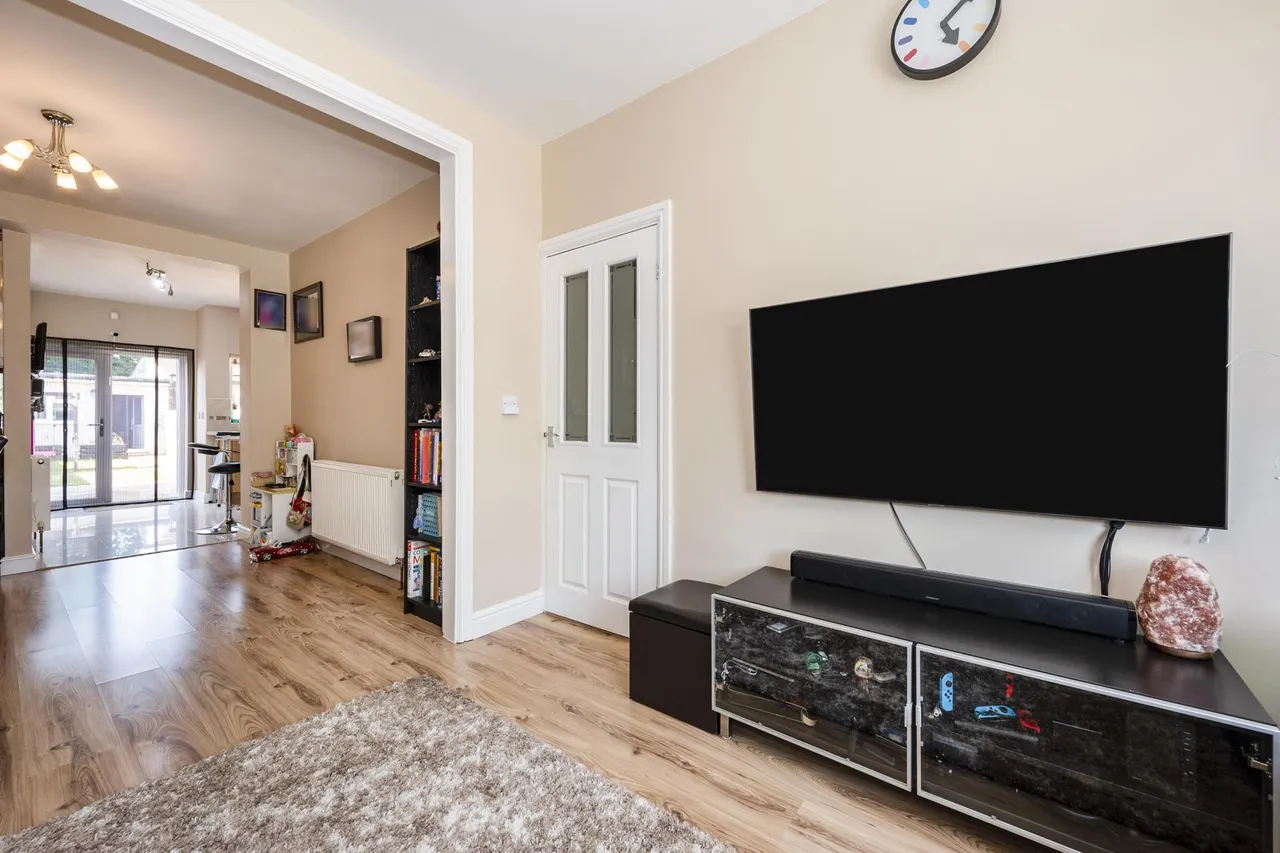 Marlborough Road, Southall, UB2, photo 13